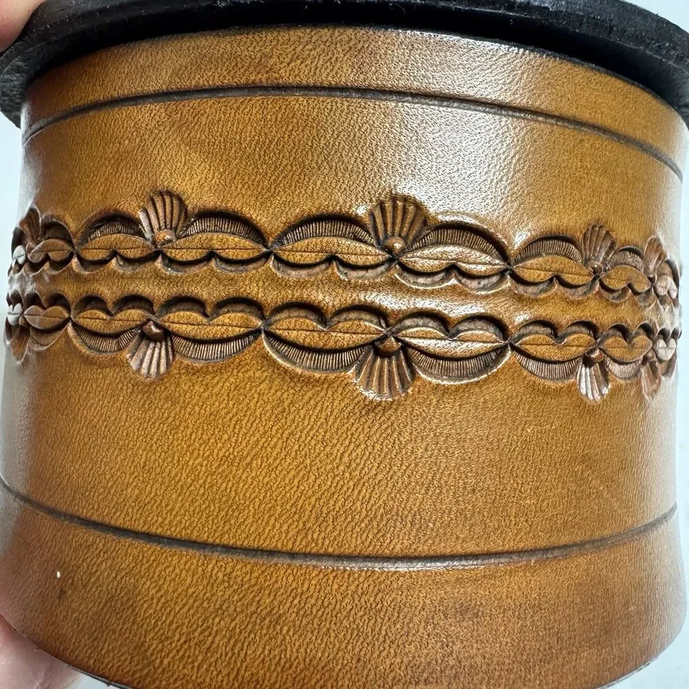 Vintage Leather Lidded Round Box Fur Lined 5 Inch Rare Trinket Jewelry Box